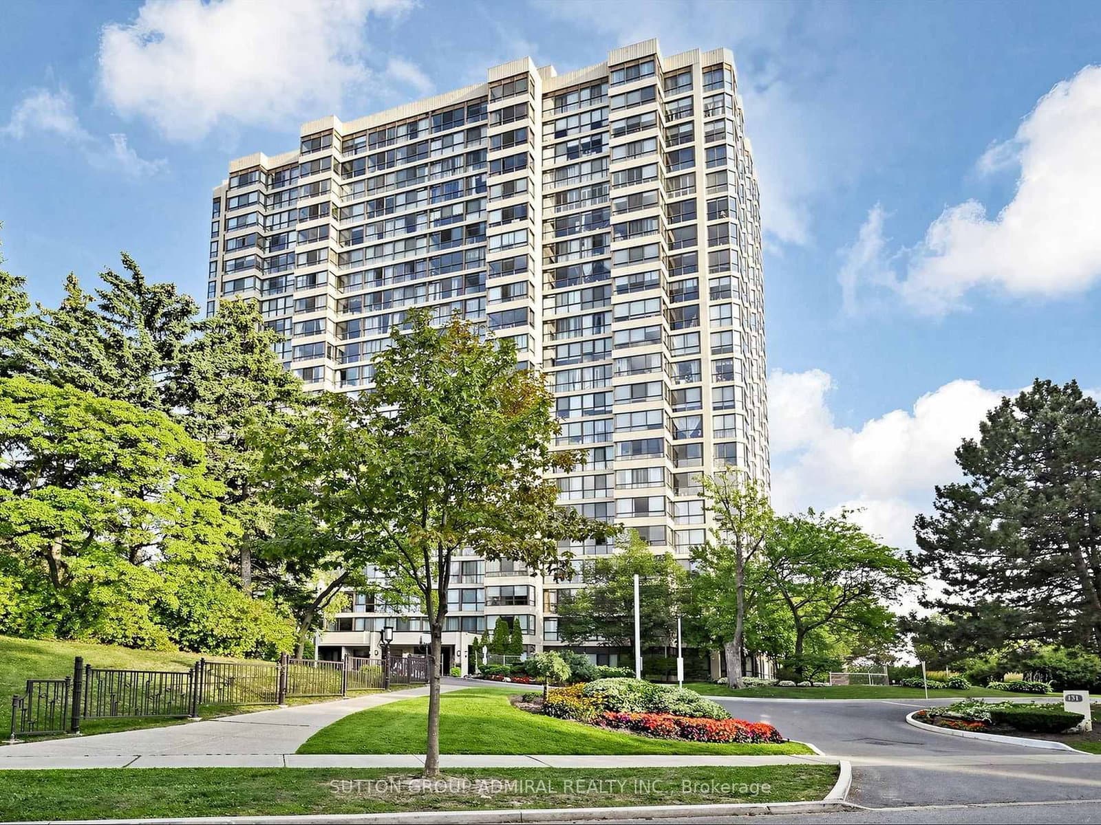Photo of Torresdale Avenue in Toronto · Westminster-Branson