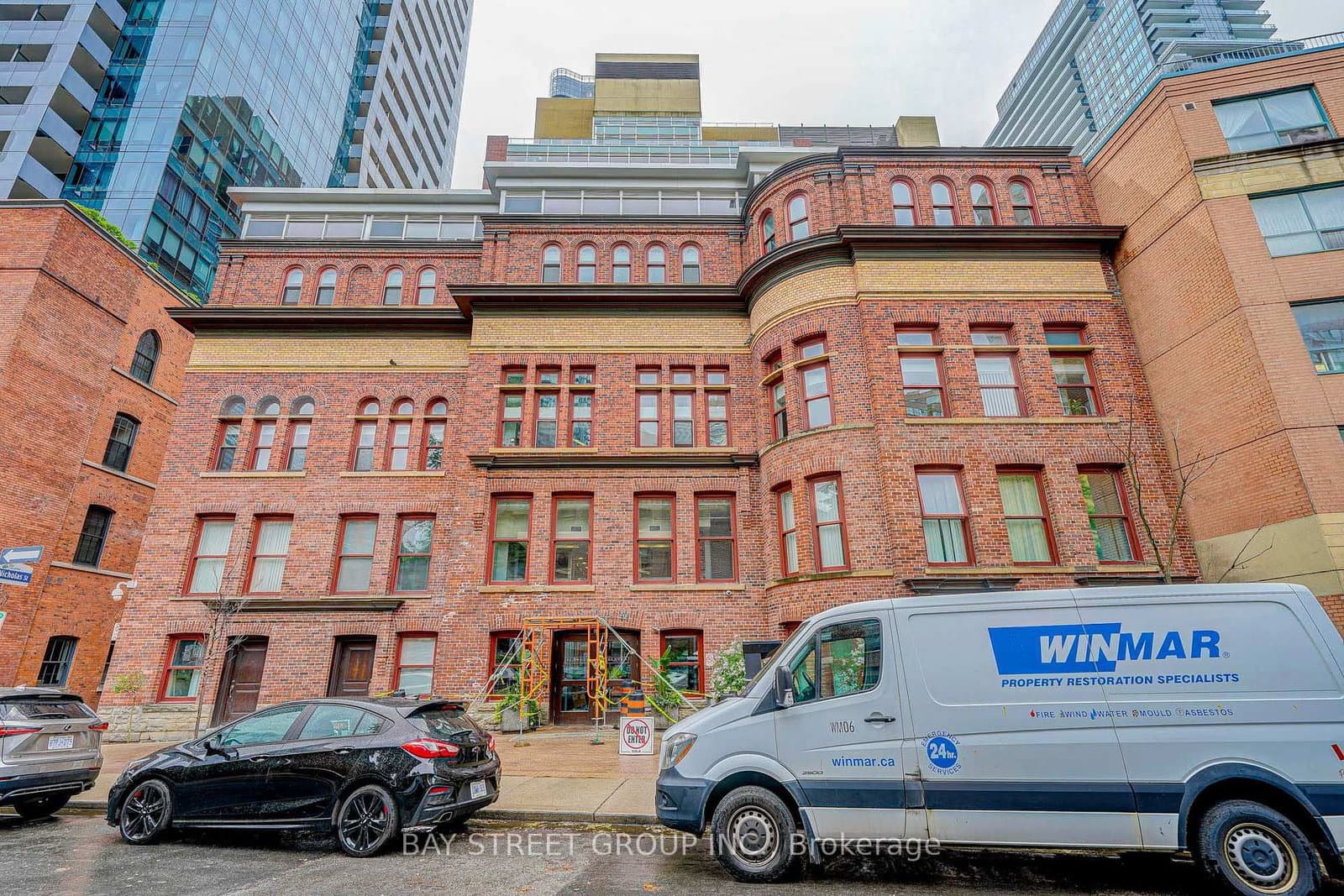 St Joseph Street in Toronto · Bay Street Corridor — photo 2