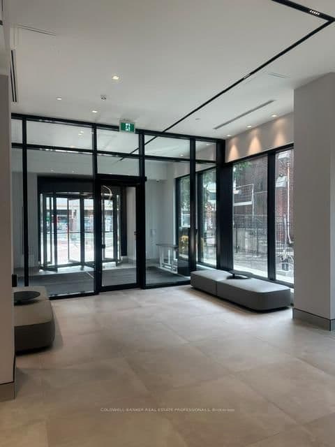 Sherbourne Street in Toronto · North St. James Town — photo 3