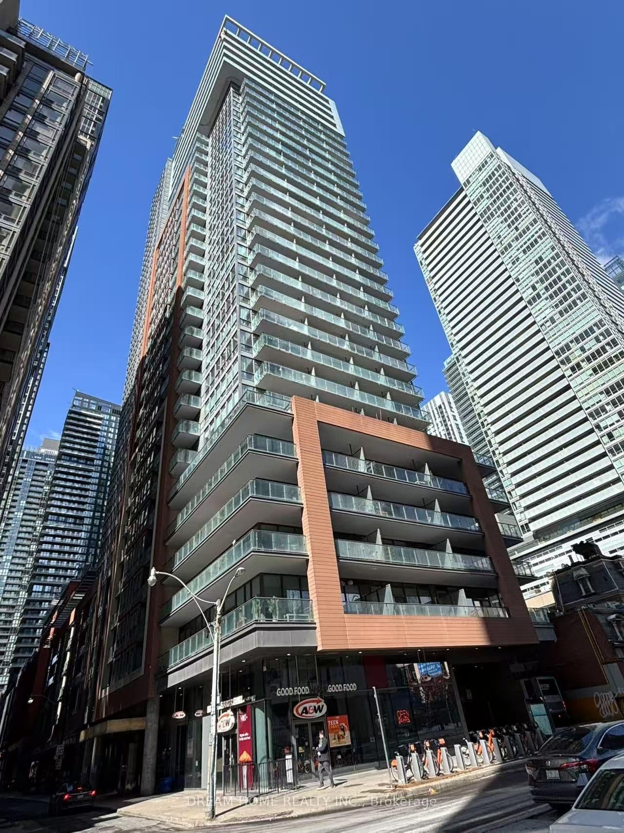 Photo of mercer Street in Toronto · Waterfront Communities C1