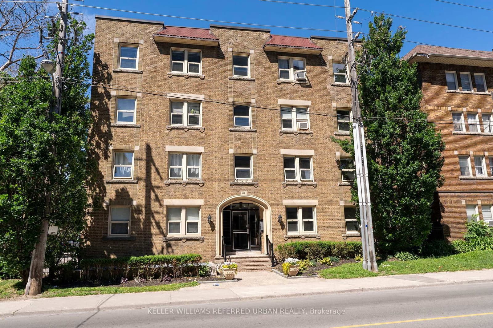 Vaughan Road in Toronto · Humewood-Cedarvale — photo 2