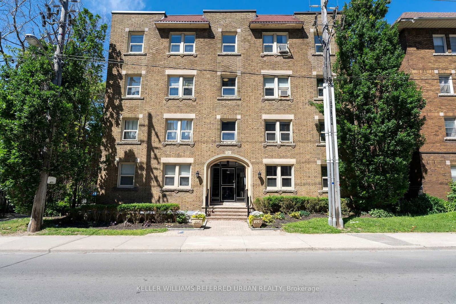 Vaughan Road in Toronto · Humewood-Cedarvale — photo 3