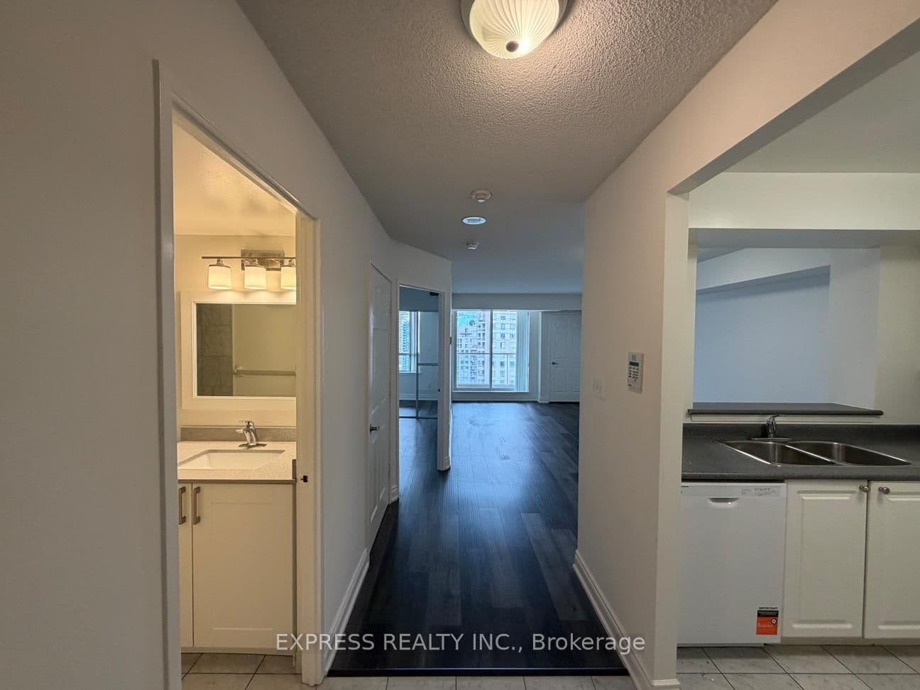 Photo of Hillcrest Avenue in Toronto · Willowdale East