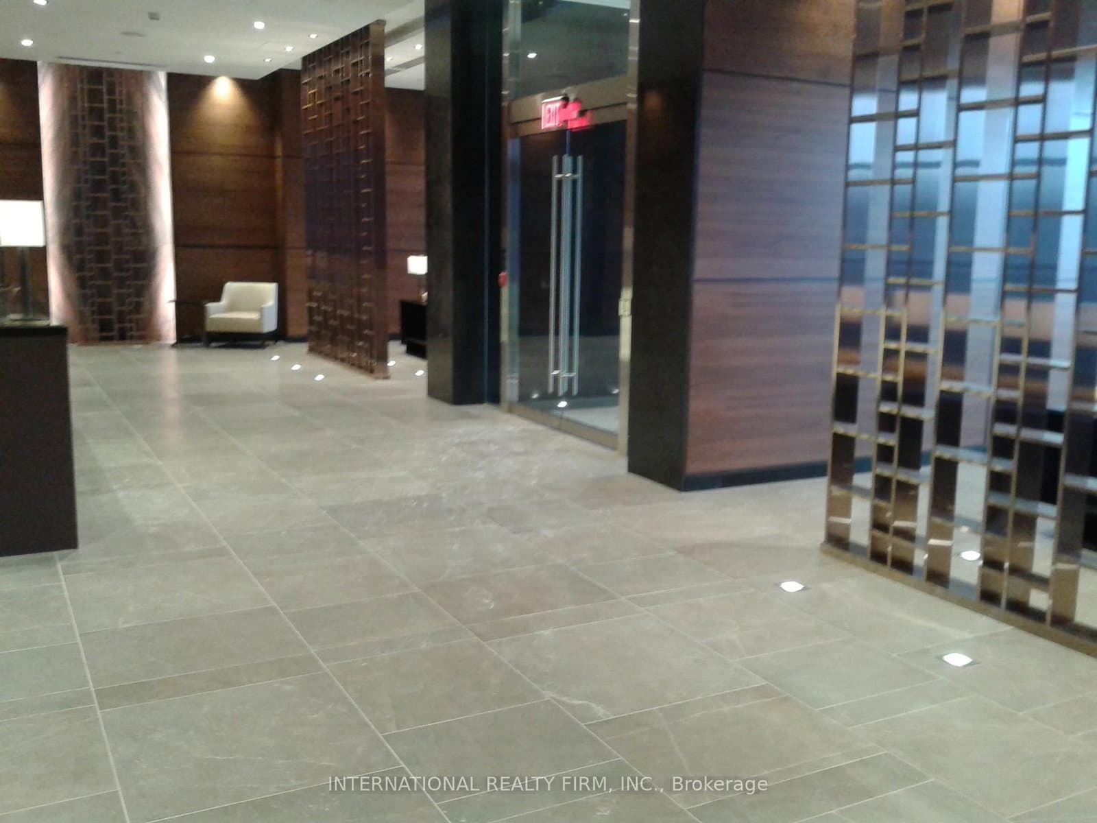Anndale Drive in Toronto · Willowdale East — photo 2