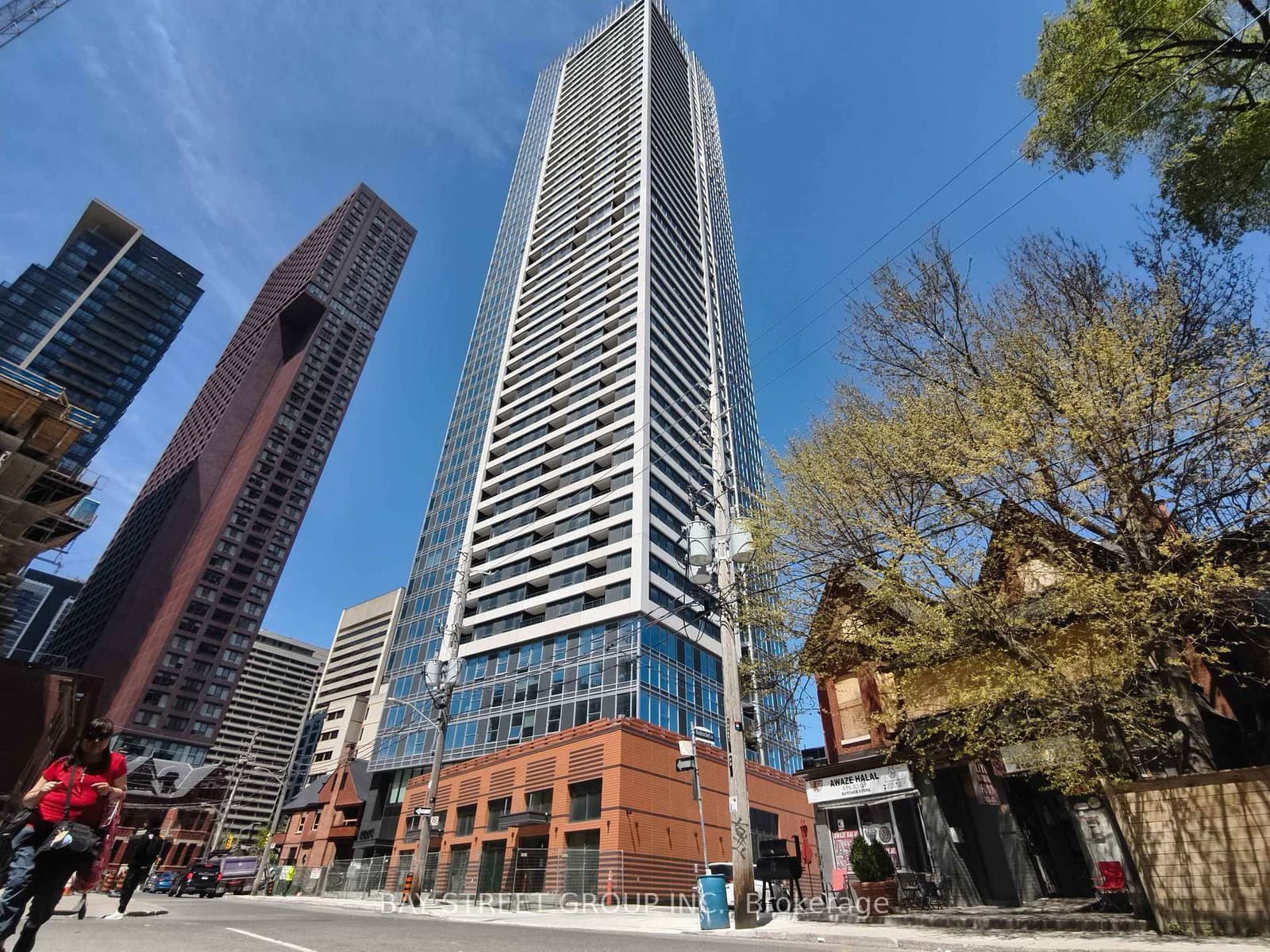 Photo of Sherbourne Street in Toronto · North St. James Town