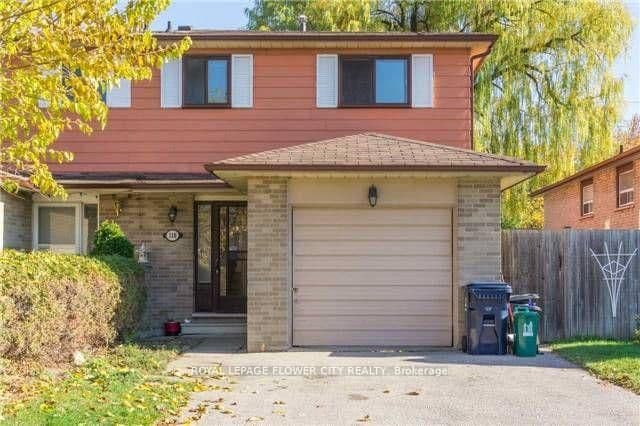 Photo of Sexton Crescent in Toronto · Hillcrest Village
