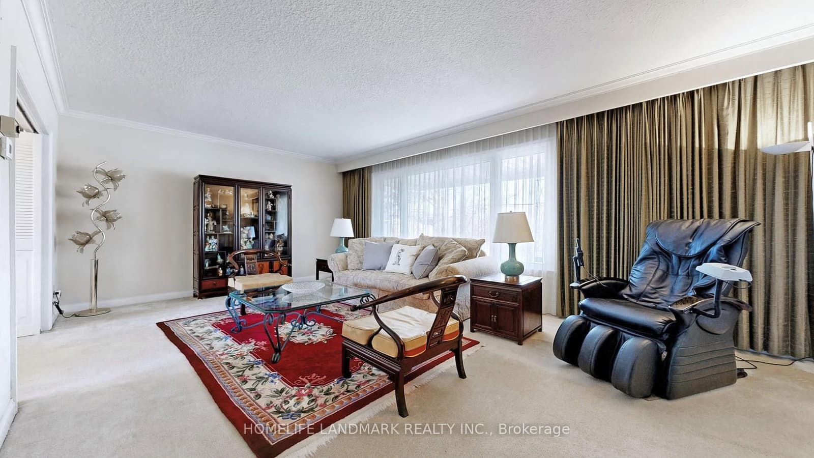 Cummer Avenue in Toronto · Bayview Woods-Steeles — photo 3