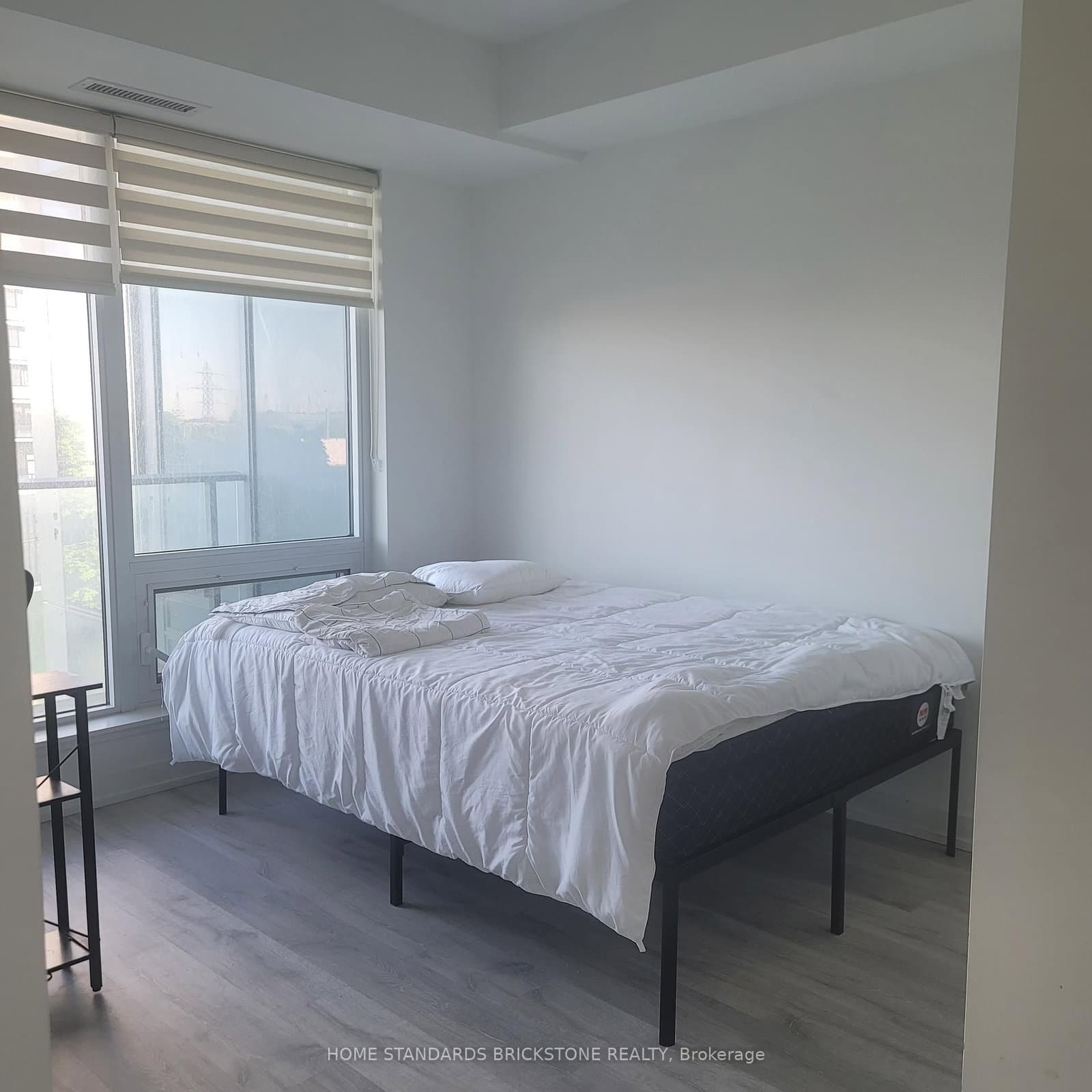 Golden Lion Heights in Toronto · Newtonbrook East — photo 3