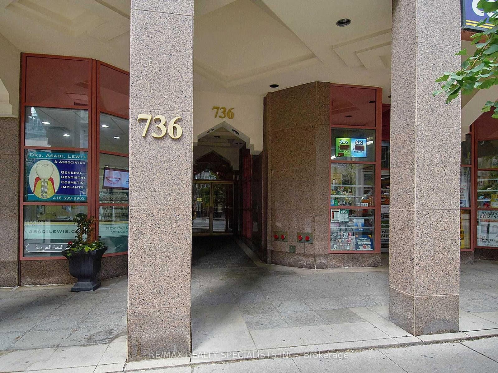 Bay Street in Toronto · Bay Street Corridor — photo 3