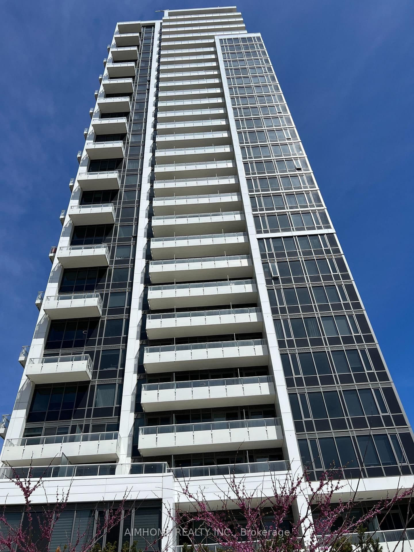 Photo of Canterbury Place in Toronto · Willowdale West