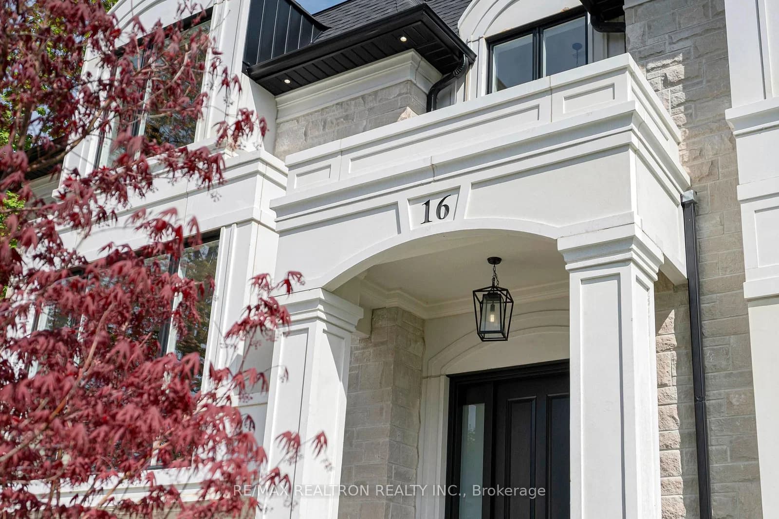 Ballyronan Road in Toronto · Banbury-Don Mills — photo 2