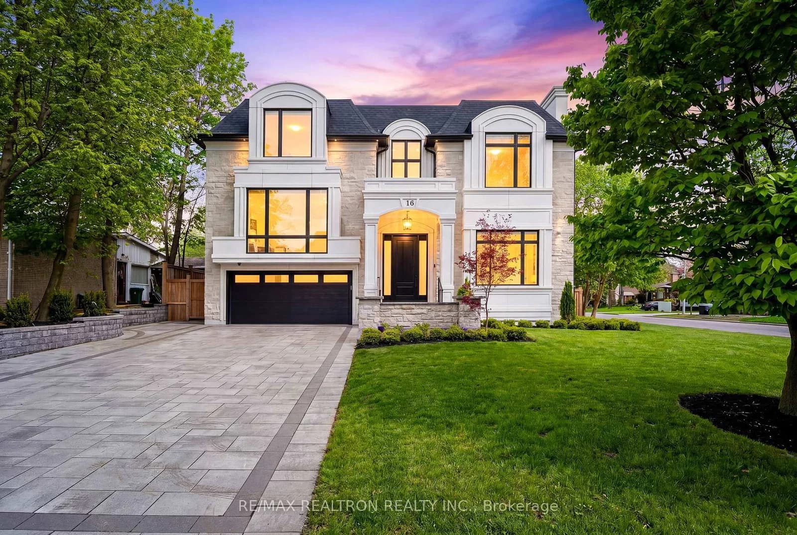 Ballyronan Road in Toronto · Banbury-Don Mills — photo 3
