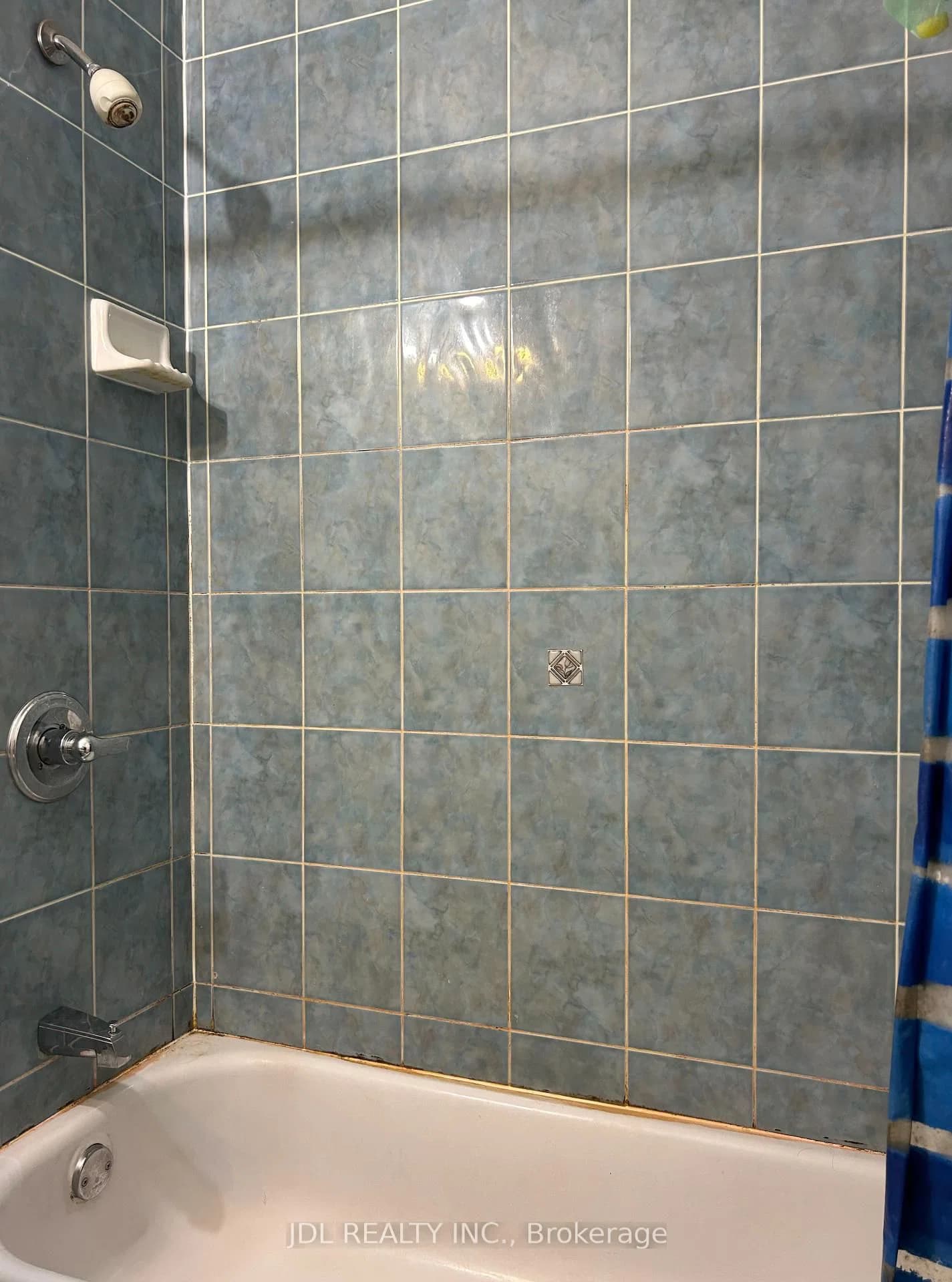 Denison Ave Avenue Bedroom Main Floor in Toronto · Kensington-Chinatown — photo 3