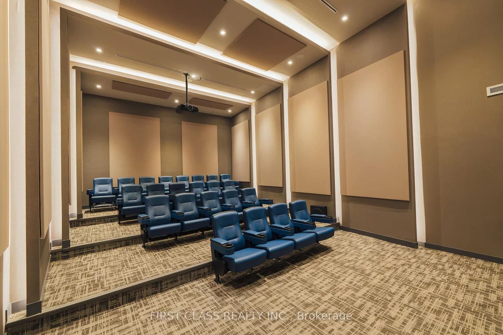 Photo of GOLDEN LION Heights in Toronto · Newtonbrook East