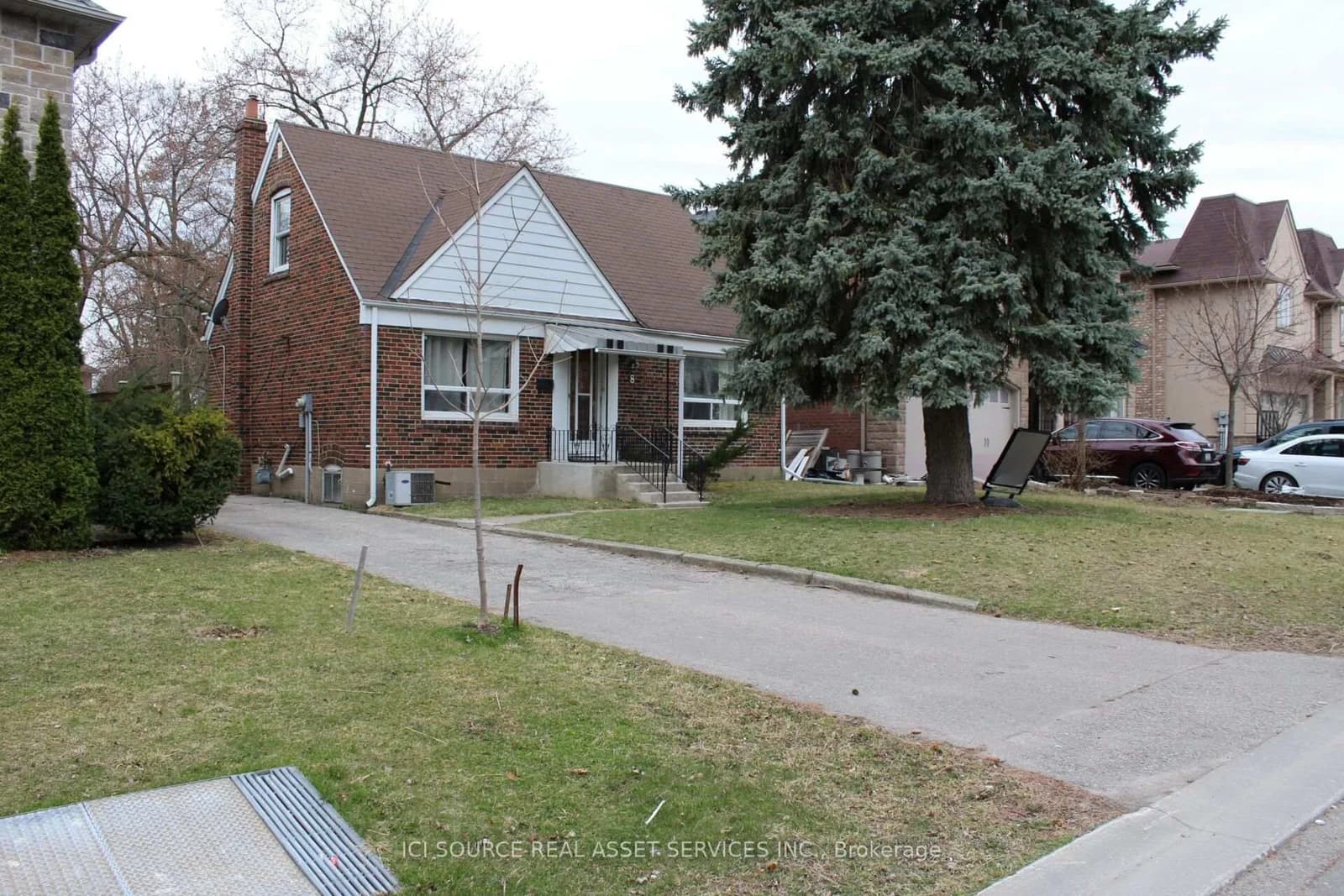 Photo of Talbot Road in Toronto · Willowdale West