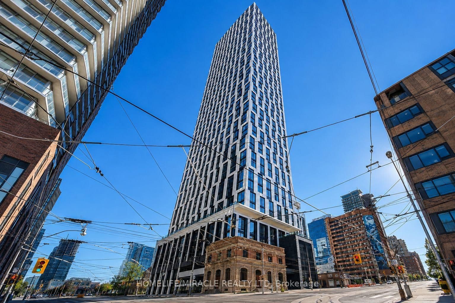 Photo of Church Street in Toronto · Church-Yonge Corridor