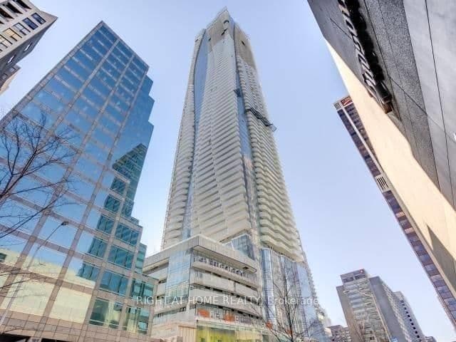 Photo of Bloor Street in Toronto · Church-Yonge Corridor