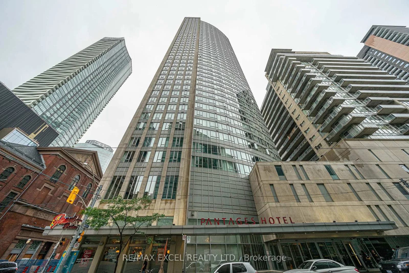 Photo of Victoria Street in Toronto · Church-Yonge Corridor