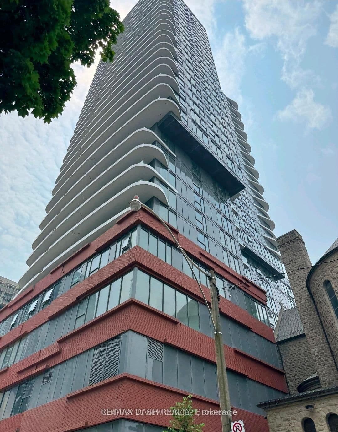 Photo of Dundas Street in Toronto · University