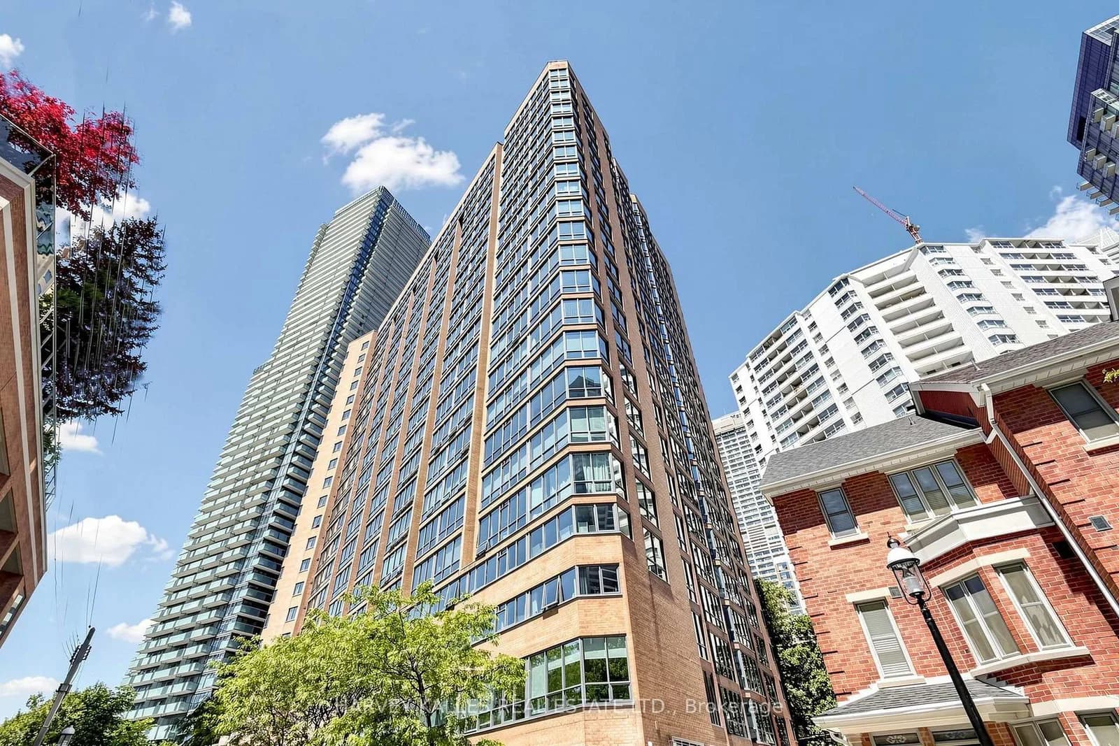 Photo of Bay Street in Toronto · Bay Street Corridor