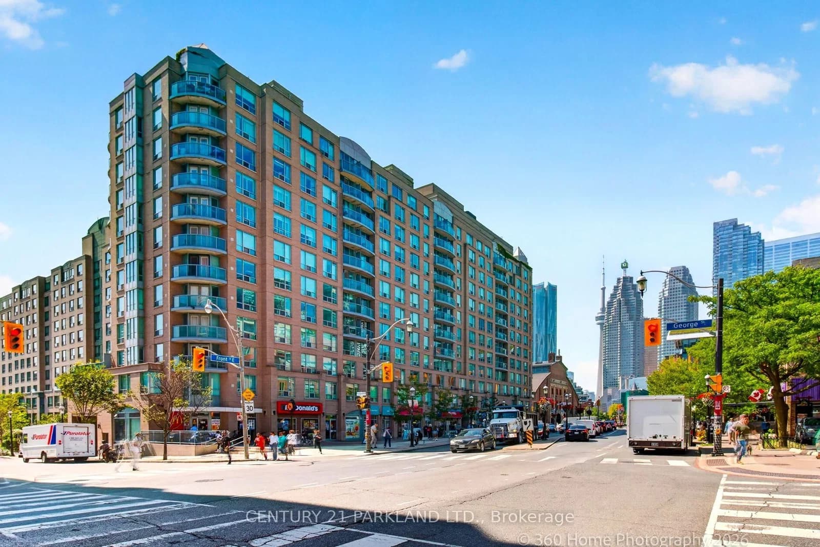 Front Street in Toronto · Moss Park — photo 2