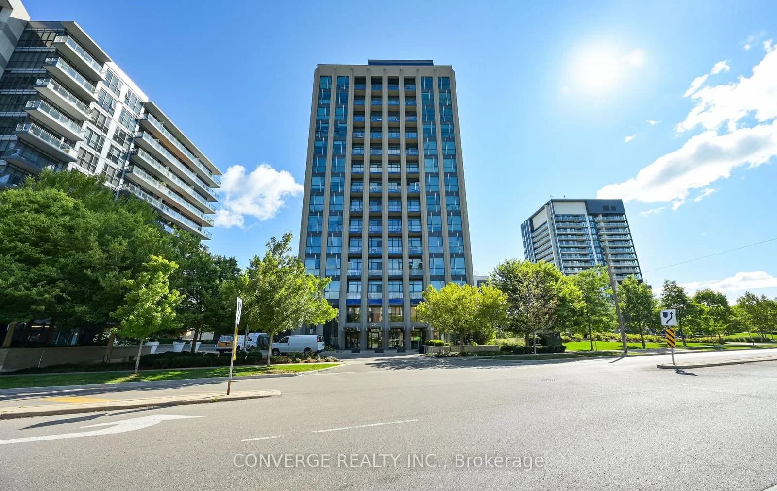 Photo of The Donway in Toronto · Banbury-Don Mills