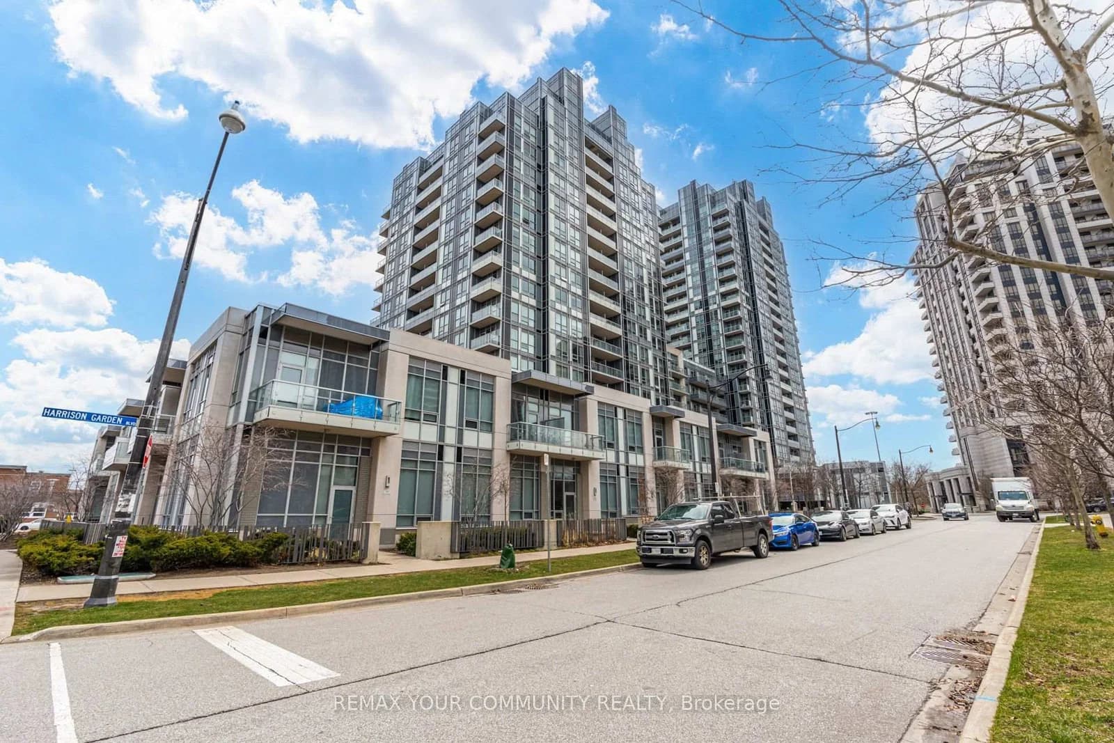 Photo of Harrison Garden Boulevard in Toronto · Willowdale East