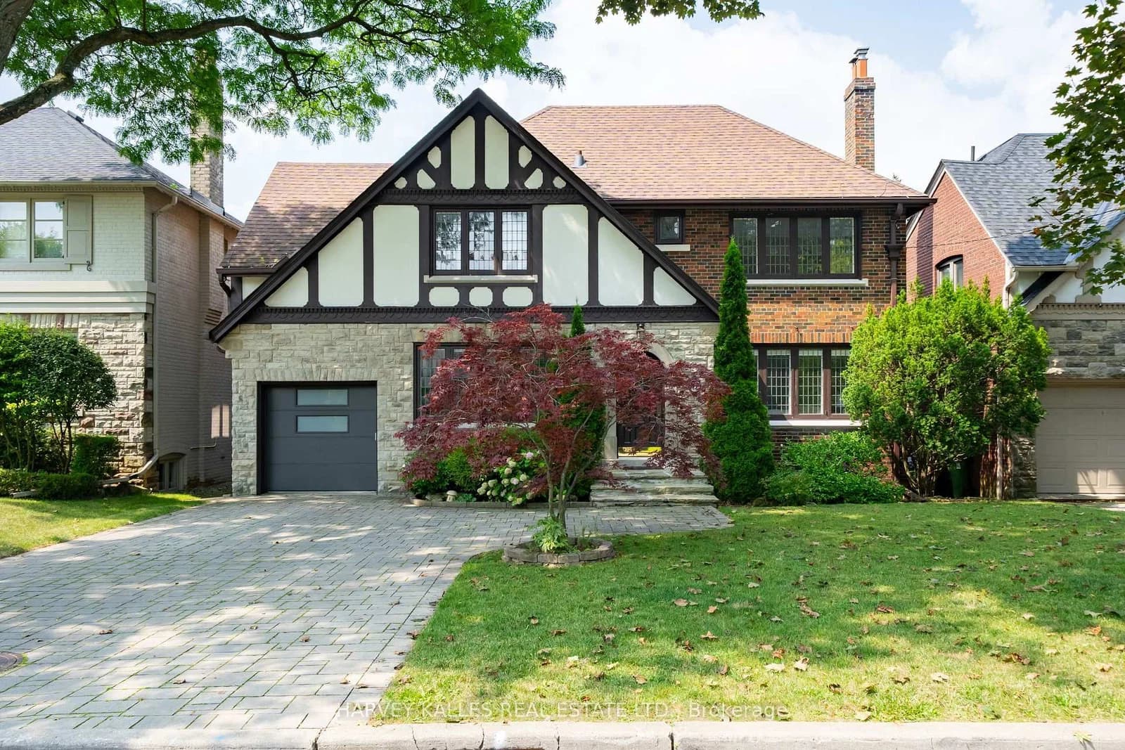 Browside Avenue in Toronto · Forest Hill South — photo 2