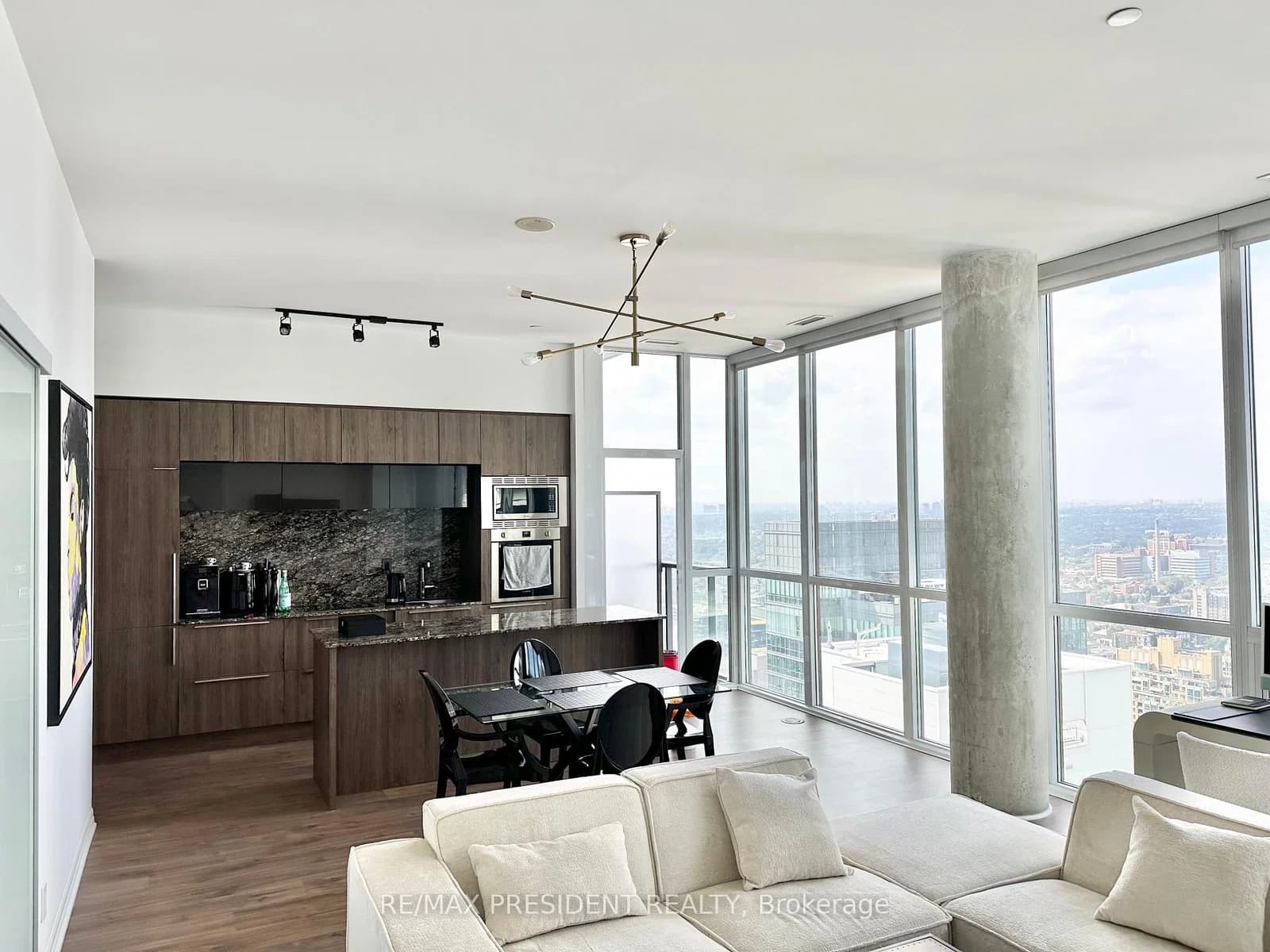 Photo of Blue Jays Way 1 in Toronto · Waterfront Communities C1