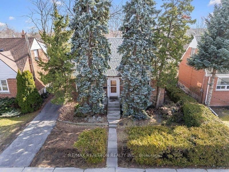 Bogert Avenue in Toronto · Lansing-Westgate — photo 3
