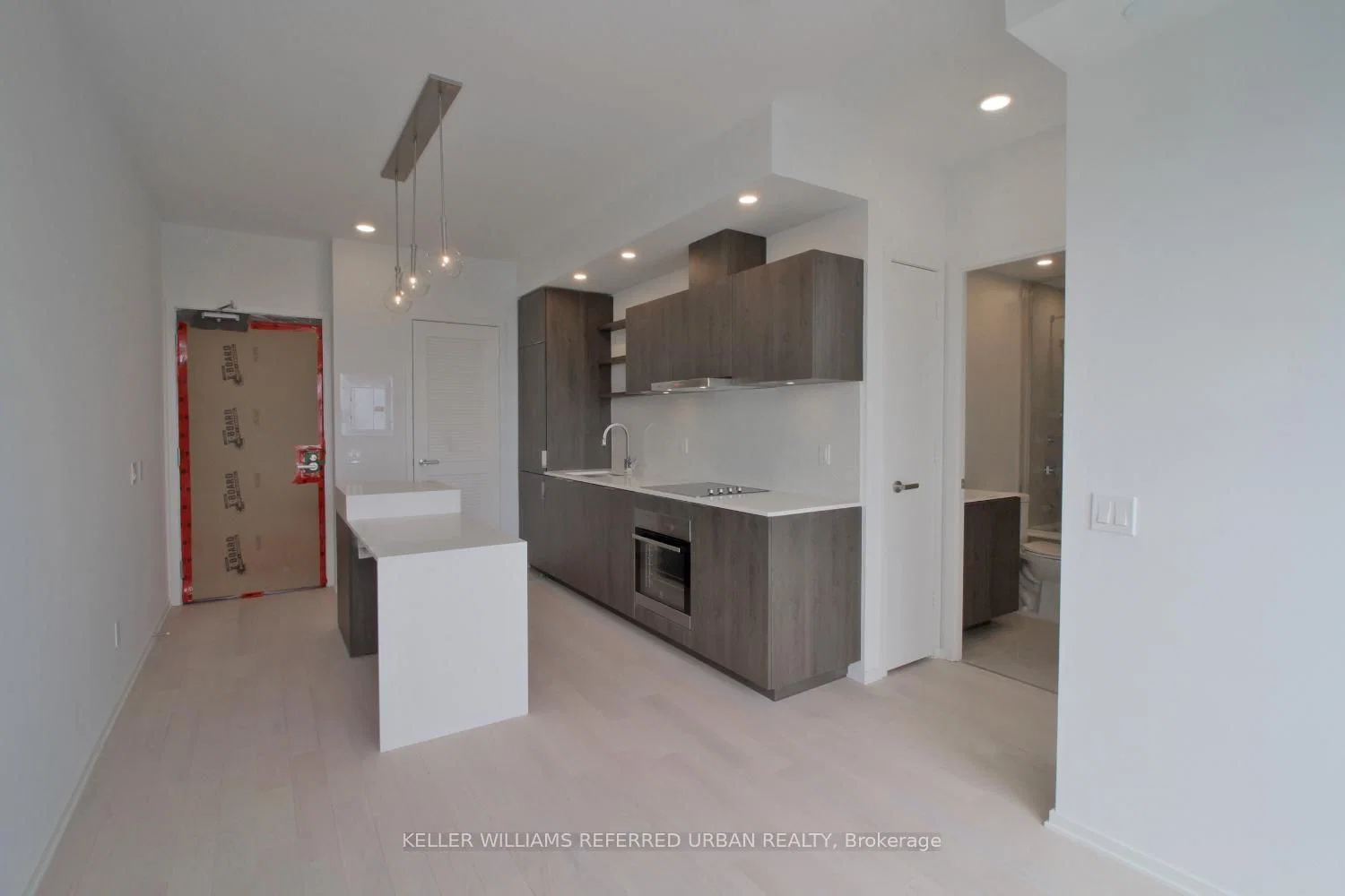 Bonnycastle Street in Toronto · Waterfront Communities C8 — photo 3