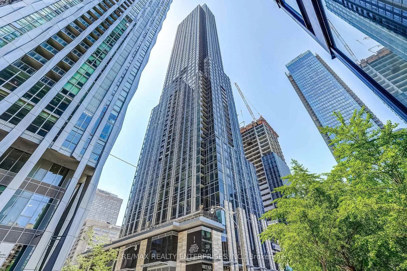 Photo of Yorkville Avenue in Toronto · Annex