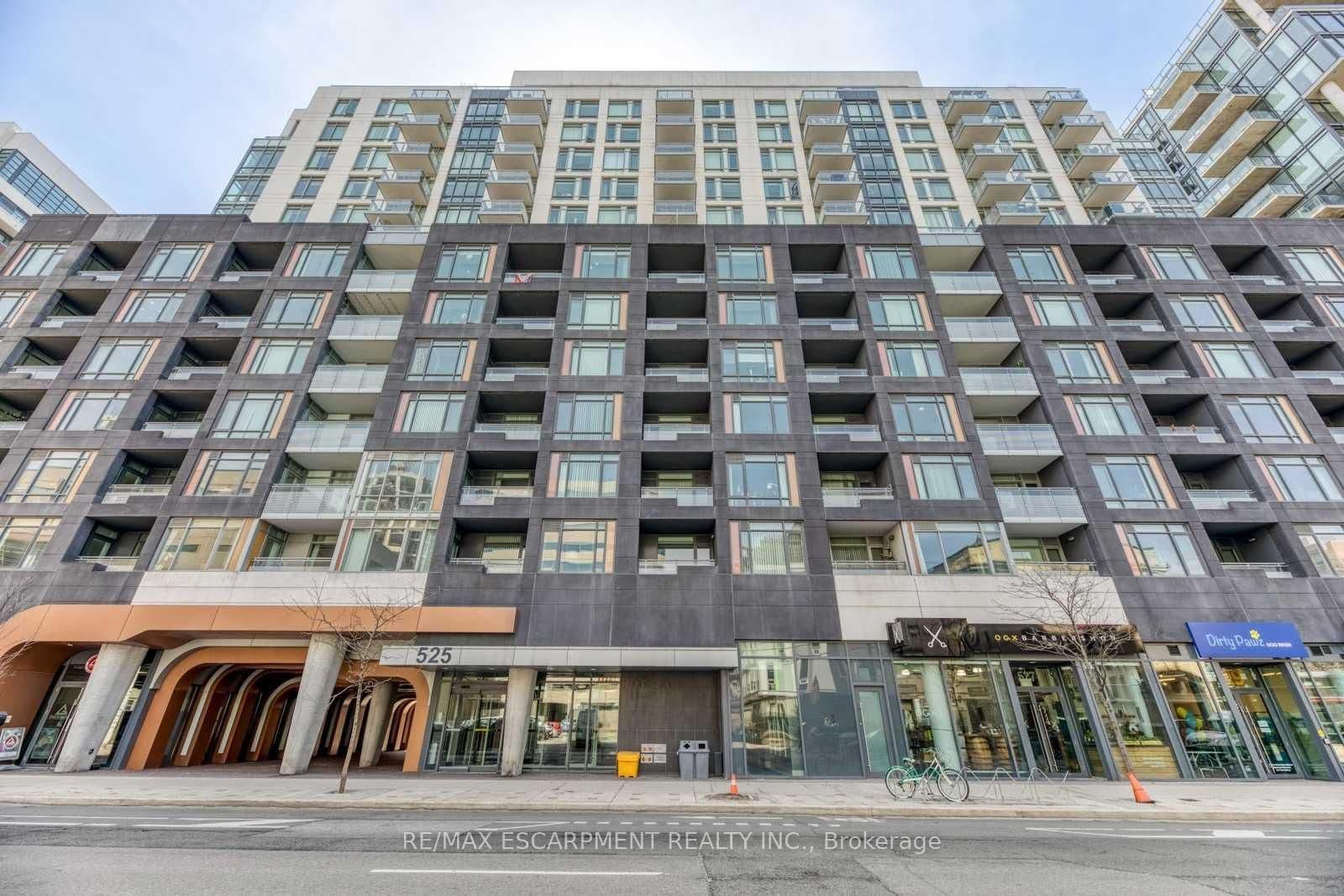 Photo of Adelaide Street in Toronto · Waterfront Communities C1