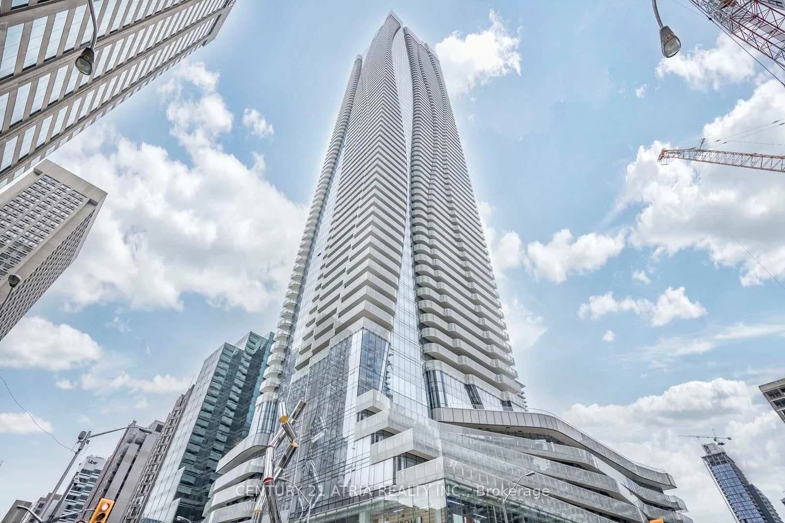 Photo of Bloor Street in Toronto · Church-Yonge Corridor