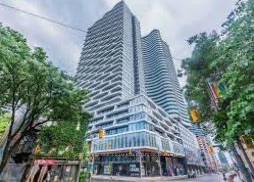Photo of Wood Street in Toronto · Church-Yonge Corridor