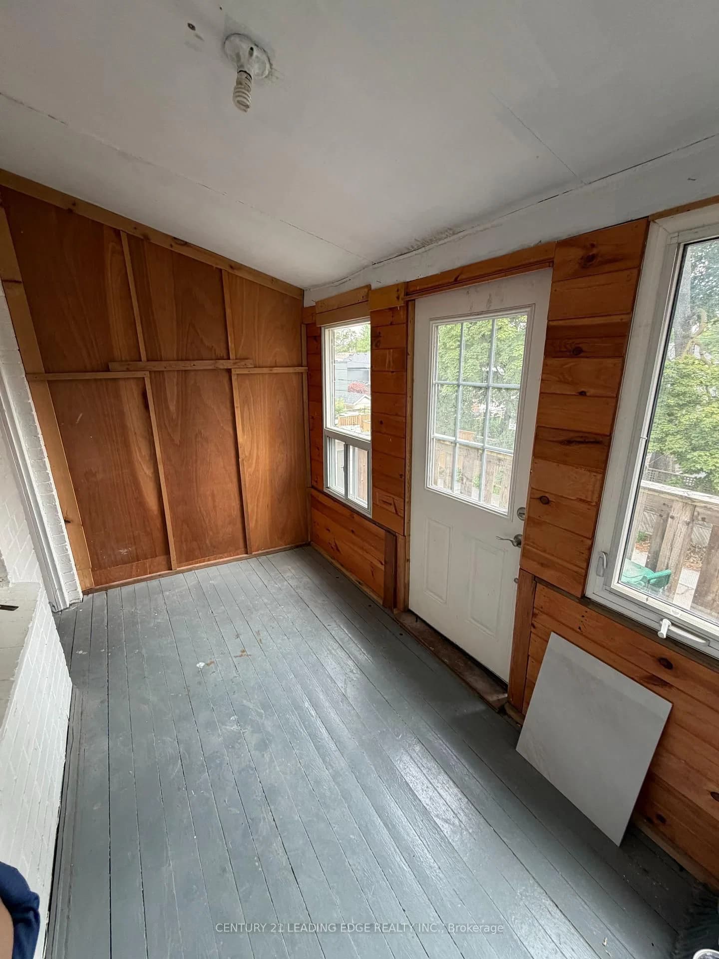 559A Mt Pleasant Road in Toronto · Mount Pleasant East — photo 3