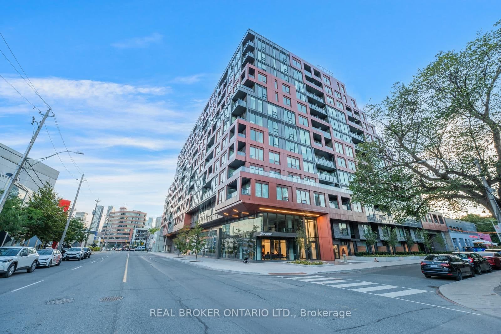 Photo of Eastern Avenue in Toronto · Moss Park