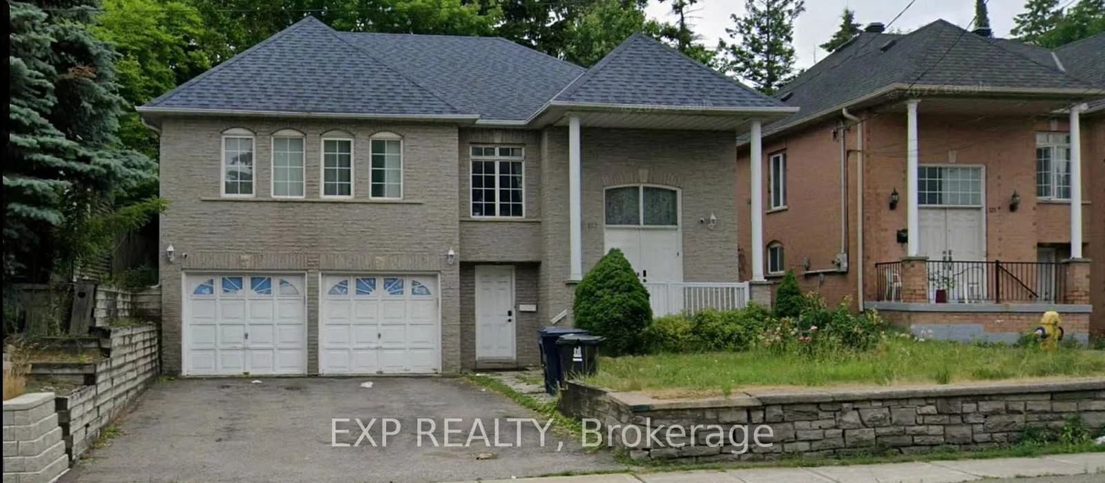 Photo of Steeles Avenue in Toronto · Newtonbrook East
