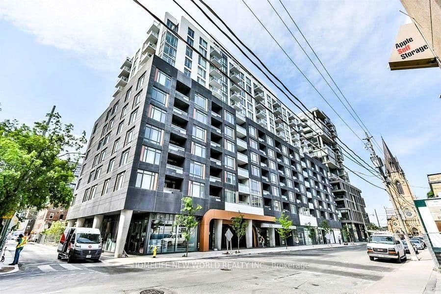 Photo of Adelaide Street in Toronto · Waterfront Communities C1