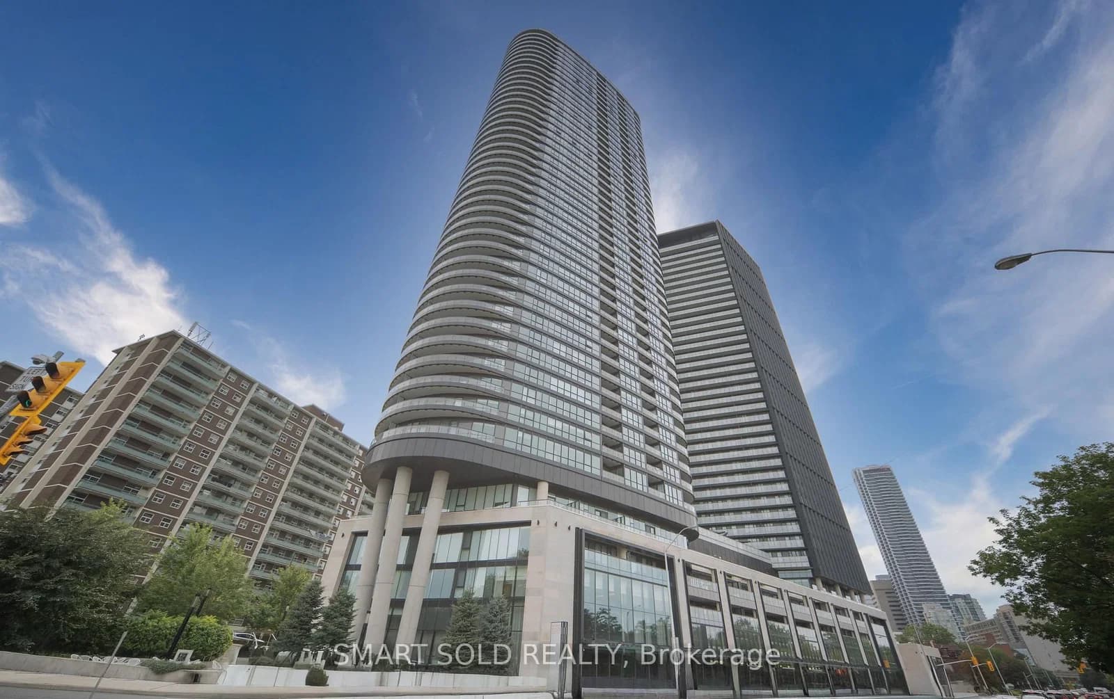 Photo of Bloor Street in Toronto · North St. James Town