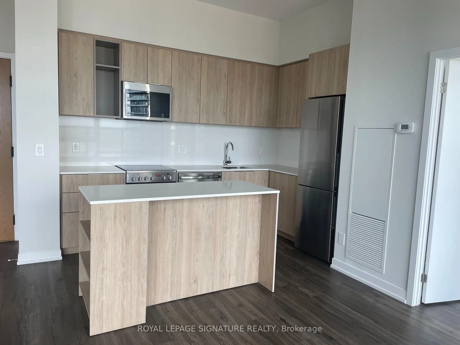 Nicholas Avenue in Toronto · Regent Park — photo 2