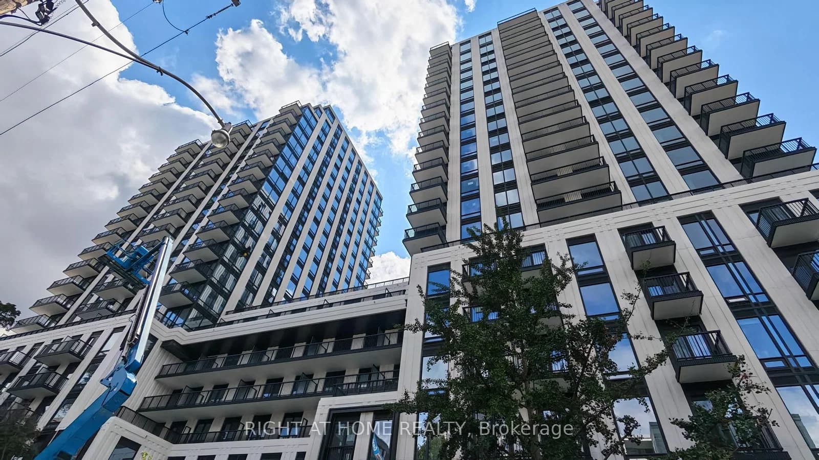 Photo of Montclair Avenue in Toronto · Forest Hill South