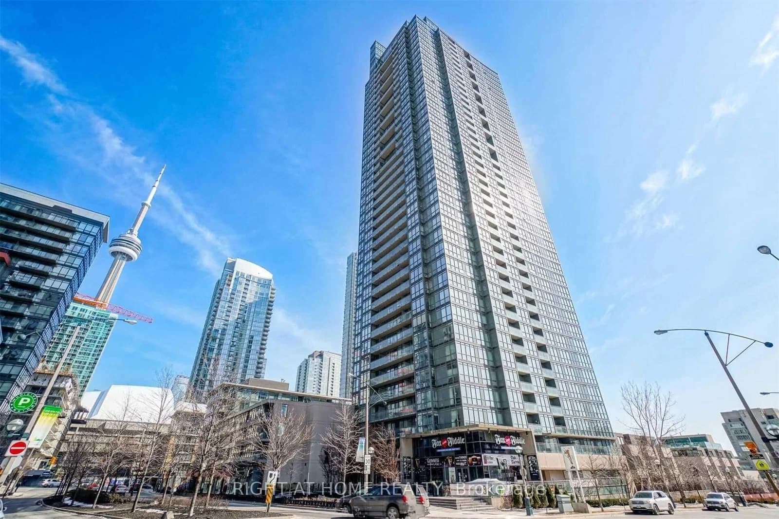 Fort York Boulevard in Toronto · Waterfront Communities C1 — photo 2