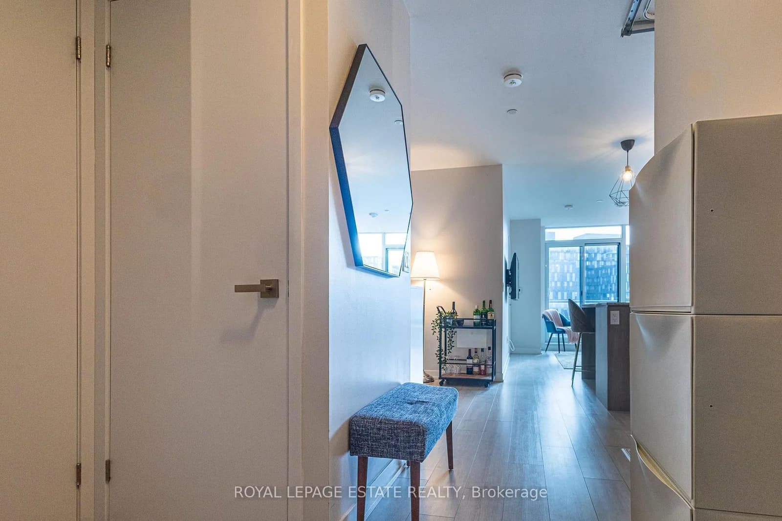 Tippett Road in Toronto · Clanton Park — photo 2