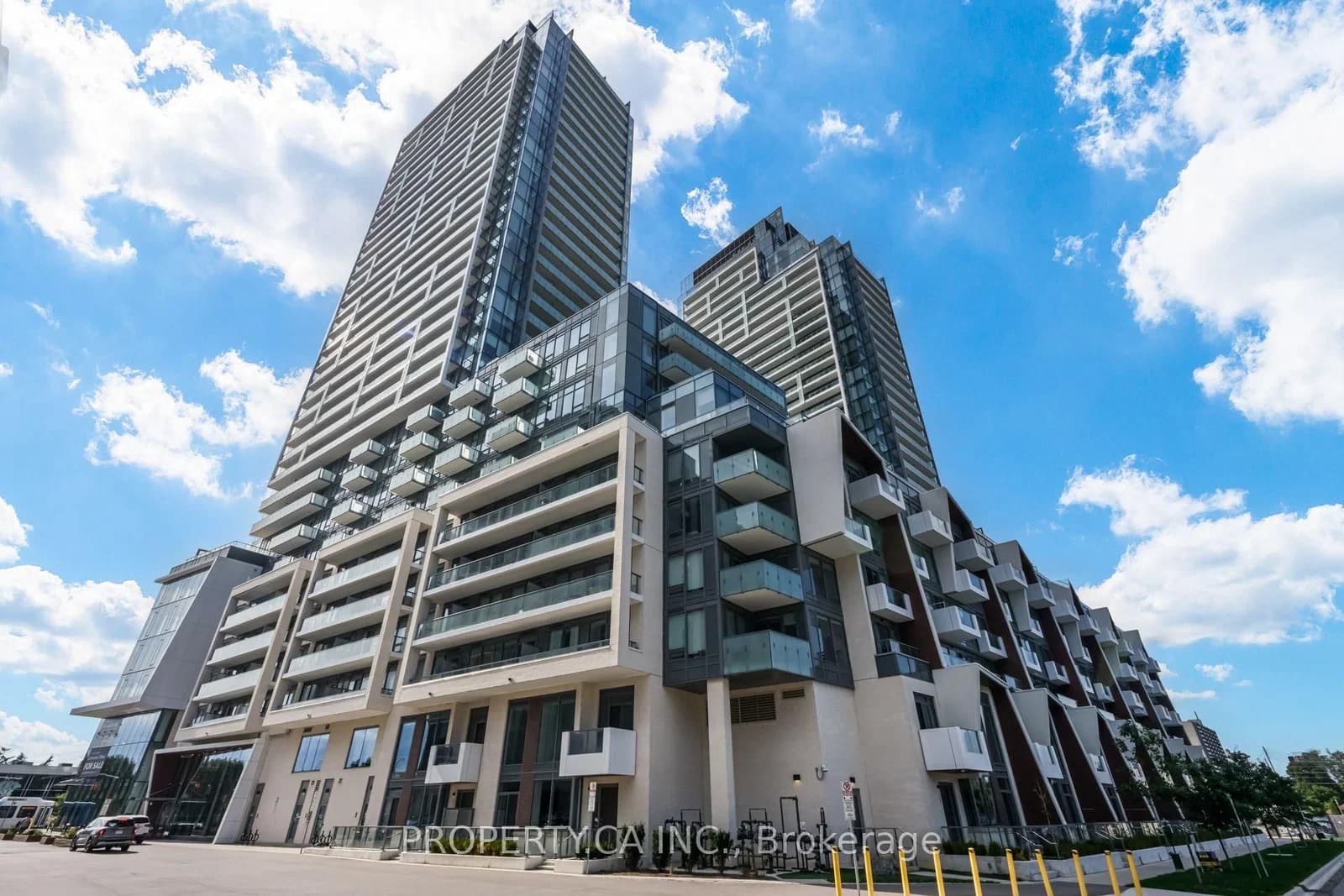 Photo of Olympic Garden Drive in Toronto · Newtonbrook East