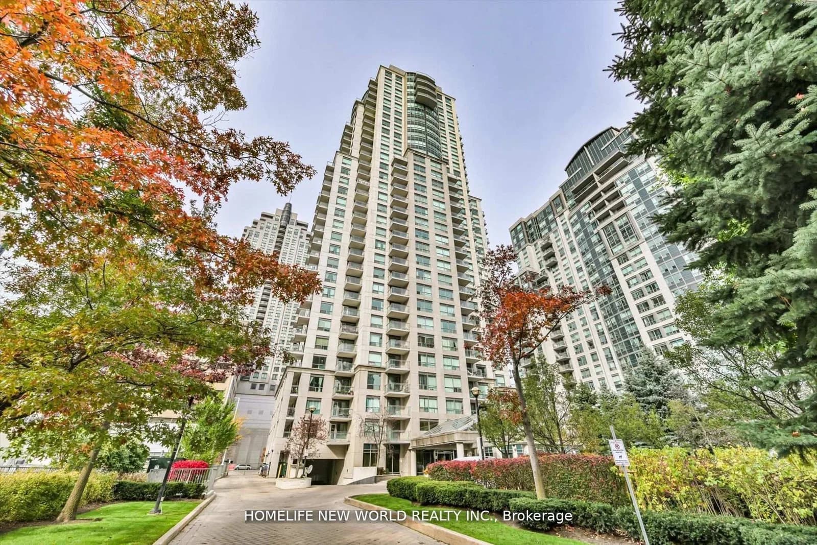 Photo of Hillcrest Avenue in Toronto · Willowdale East