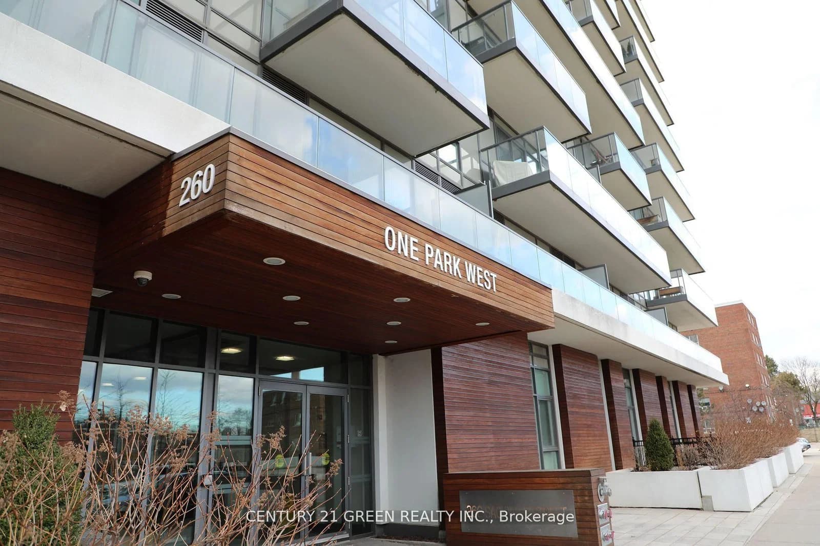 Sackville Street in Toronto · Regent Park — photo 2