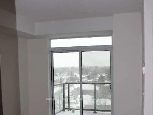 Canterbury Place in Toronto · Willowdale West — photo 3