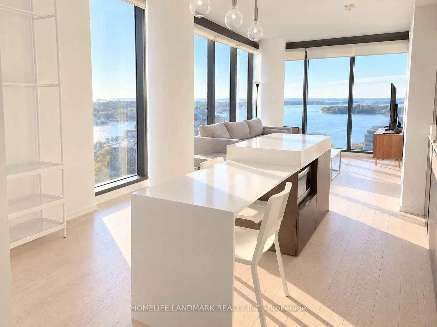 bonnycastle Street in Toronto · Waterfront Communities C8 — photo 2