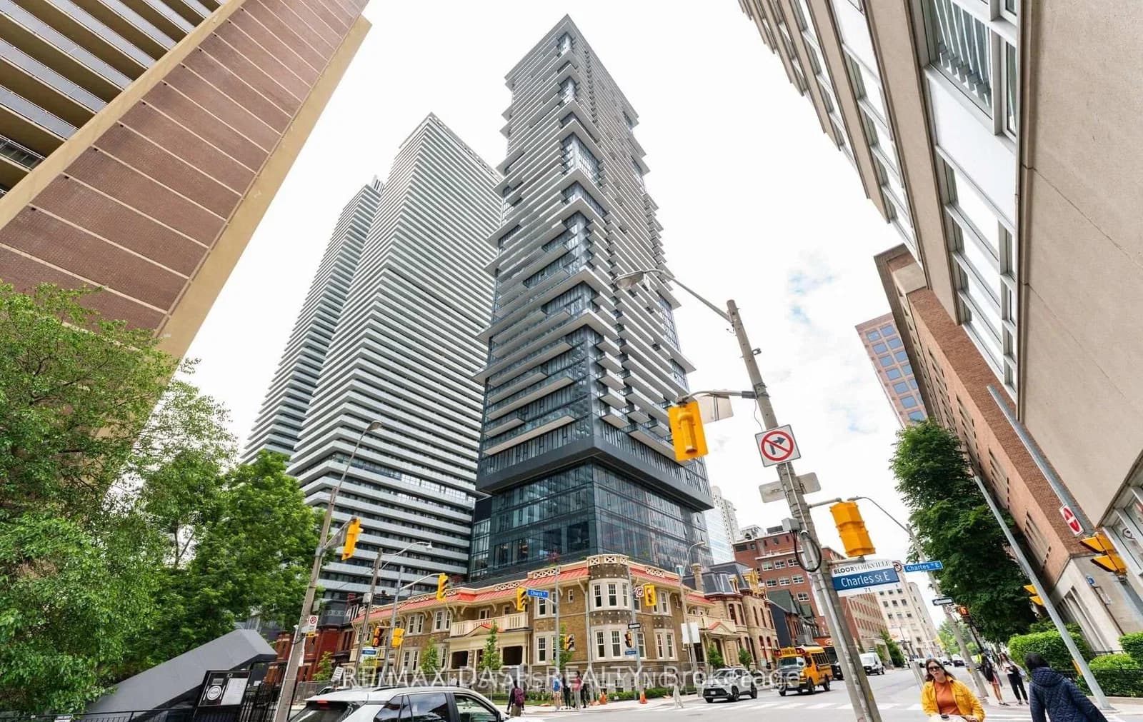 Photo of Church Street in Toronto · Church-Yonge Corridor